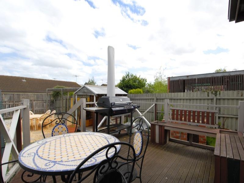 235 Autumn Street, Manifold Heights image 6