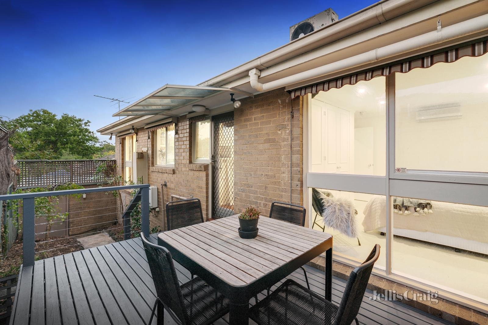 2/35 Boisdale Street, Surrey Hills image 8