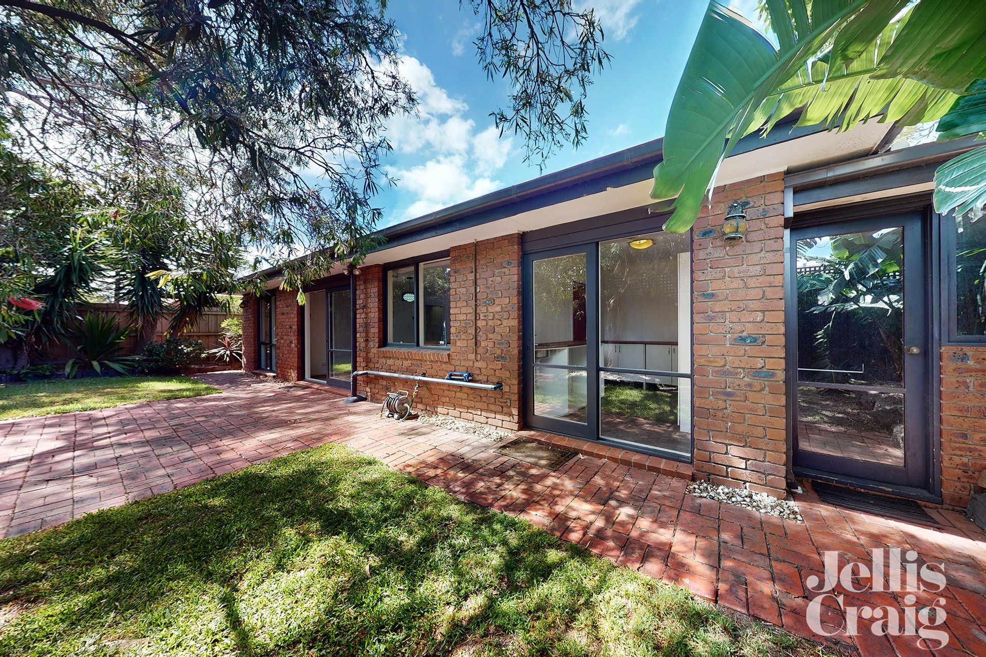 2/35 Bridge Street, Hampton image 4