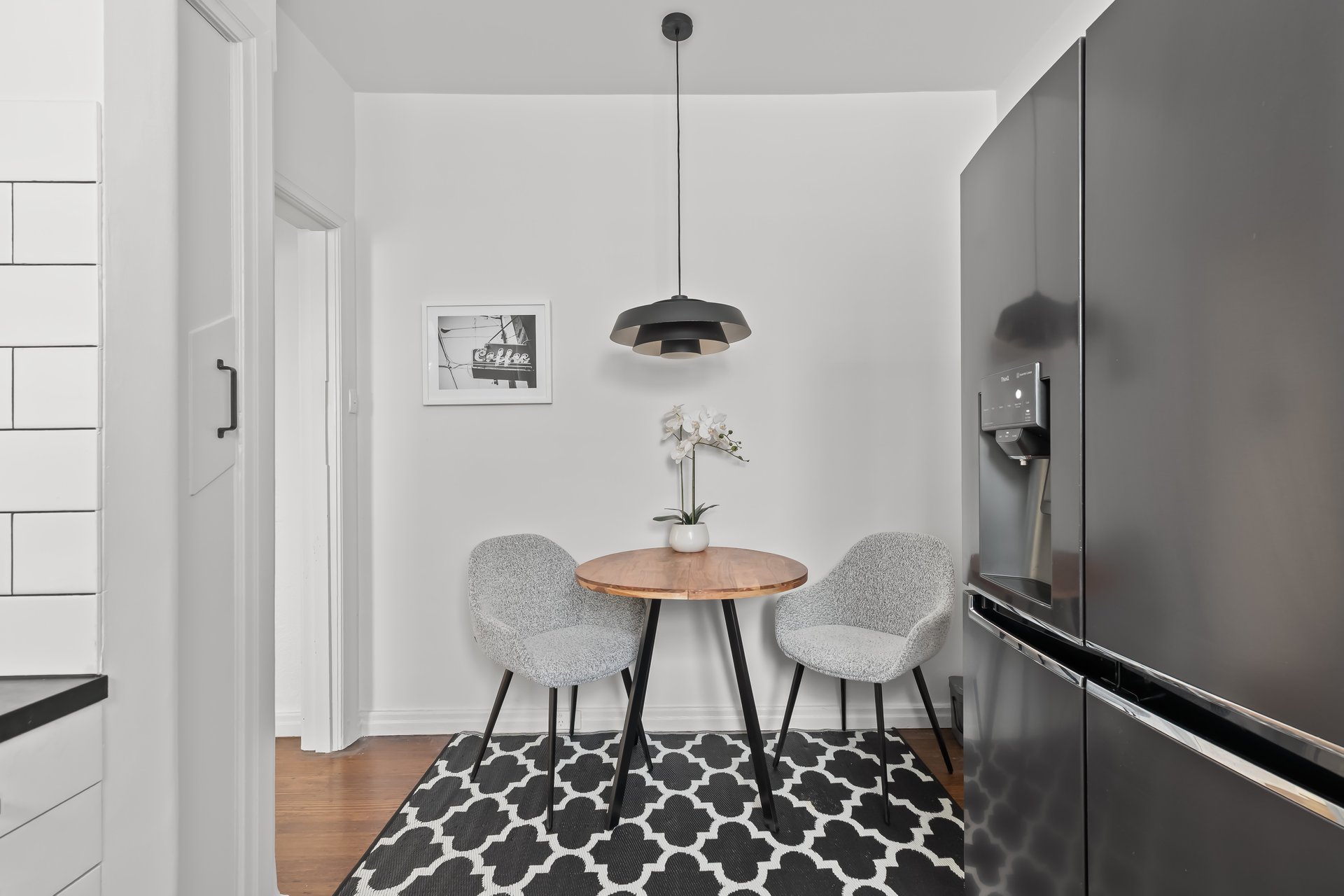 2/35 Byron Street, Elwood image 4