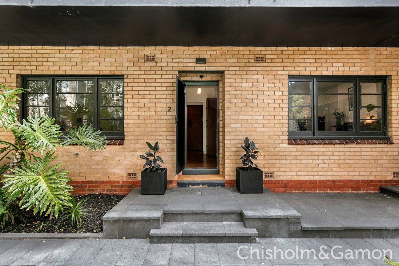 2/35 Byron Street, Elwood image 8