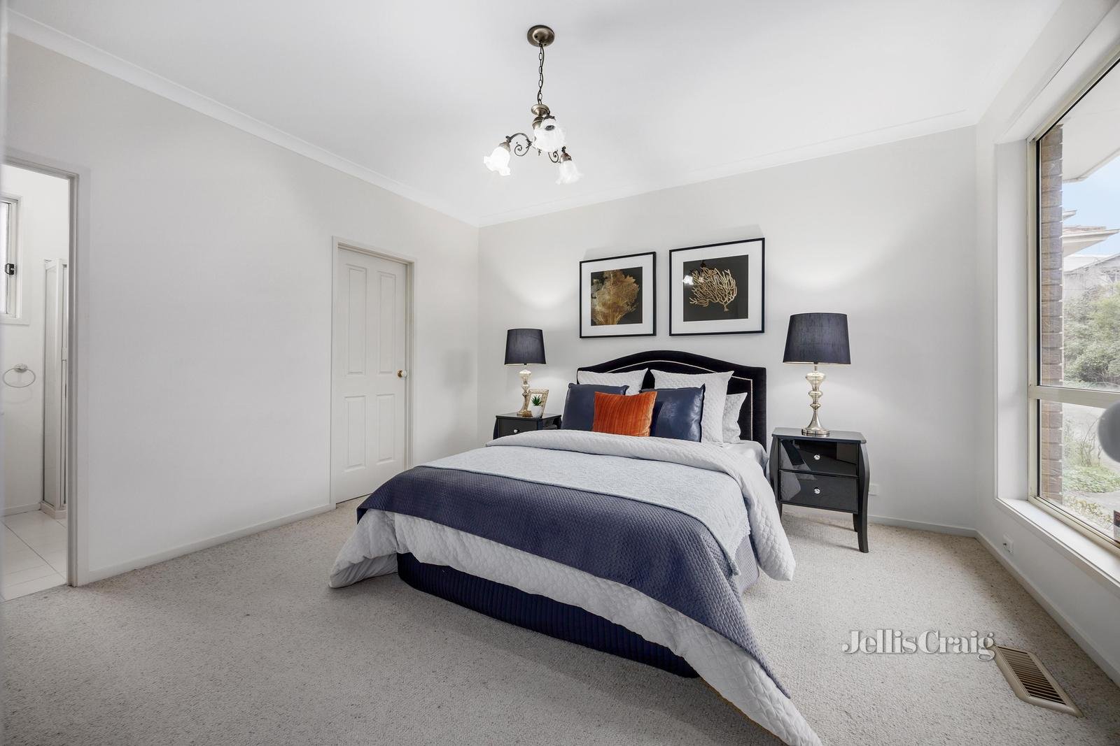 2/35 Dunscombe Avenue, Glen Waverley image 7