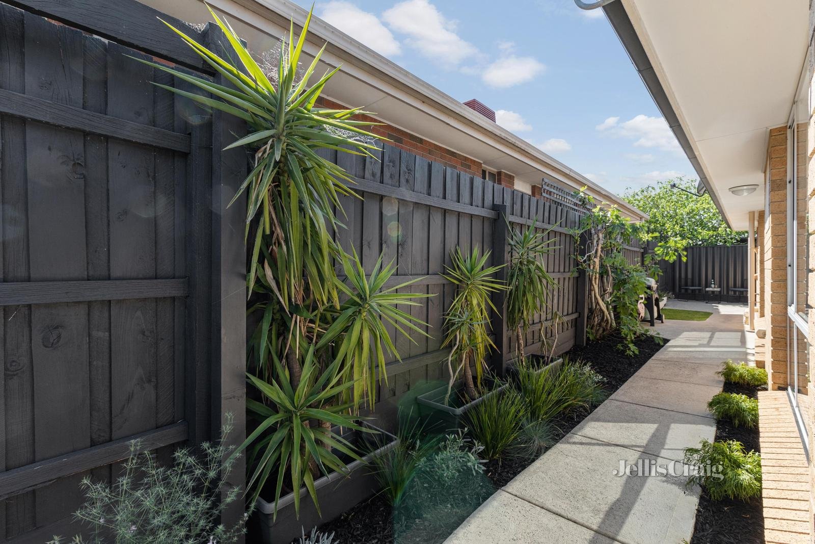 2/35 Elizabeth Street, Bentleigh East image 11