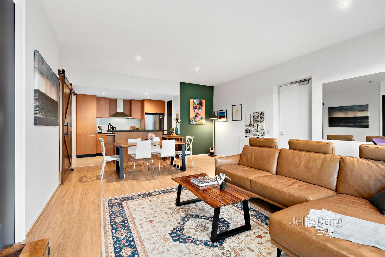 23/5 Esplanade East, Port Melbourne image 4