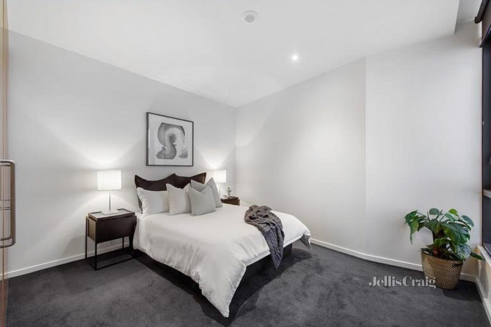 23/5 Esplanade East, Port Melbourne image 7