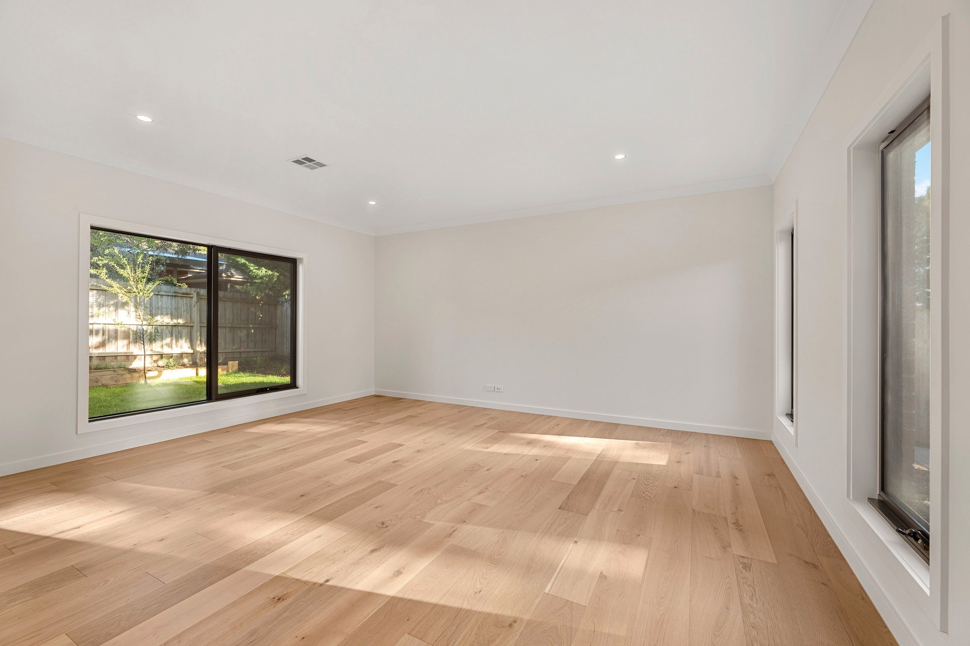 2/35 Lyons Road, Croydon North image 2