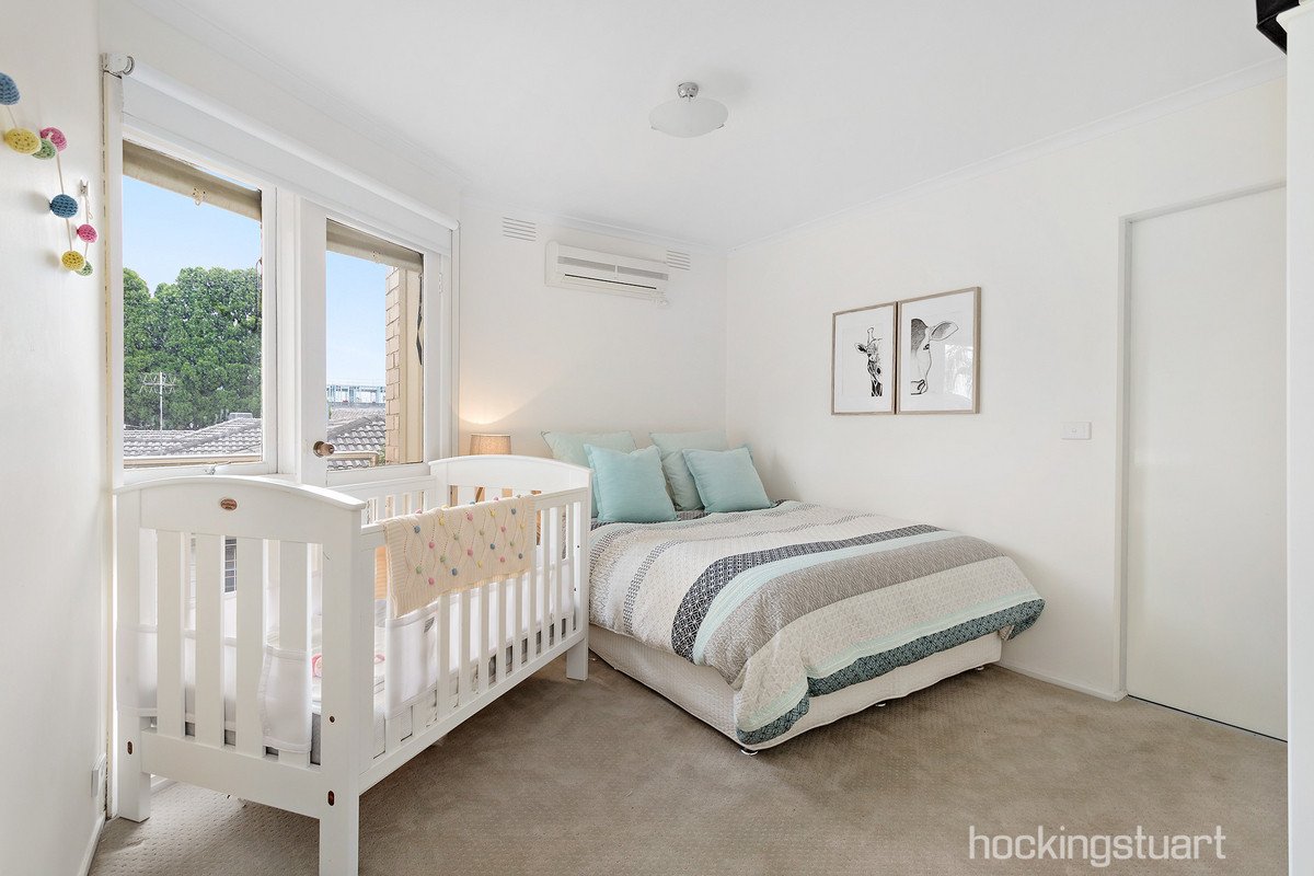 2/35 Riversdale Road, Hawthorn image 6