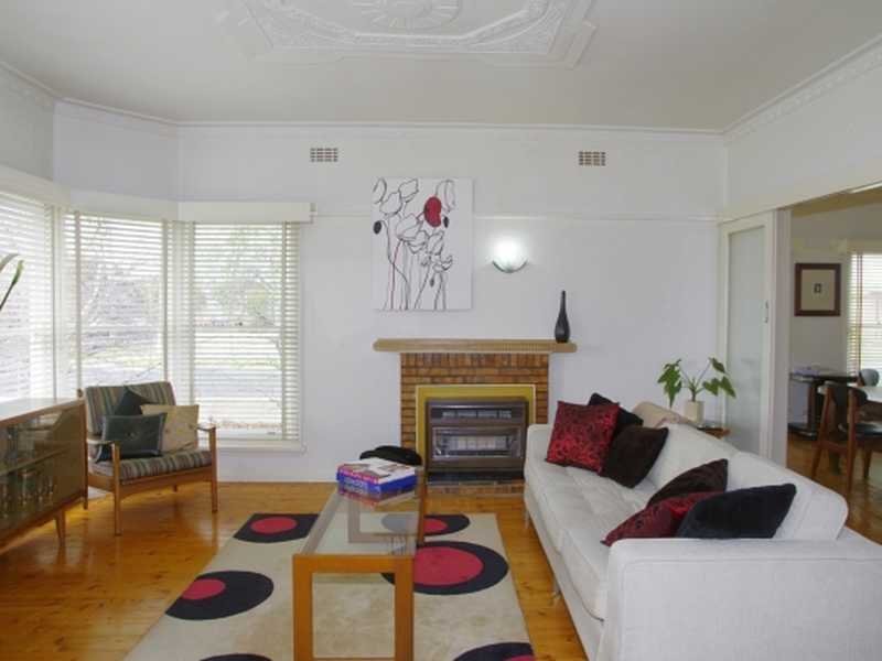235 Shannon Avenue, Manifold Heights image 2