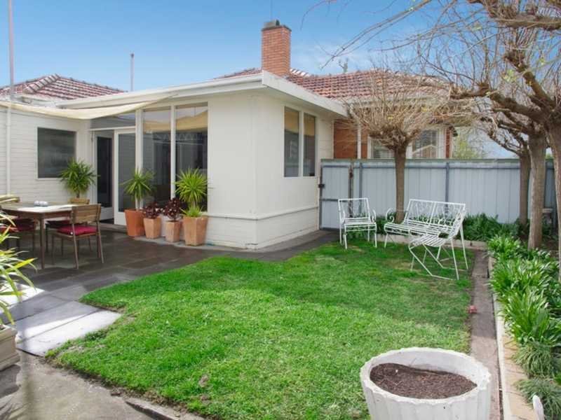 235 Shannon Avenue, Manifold Heights image 8