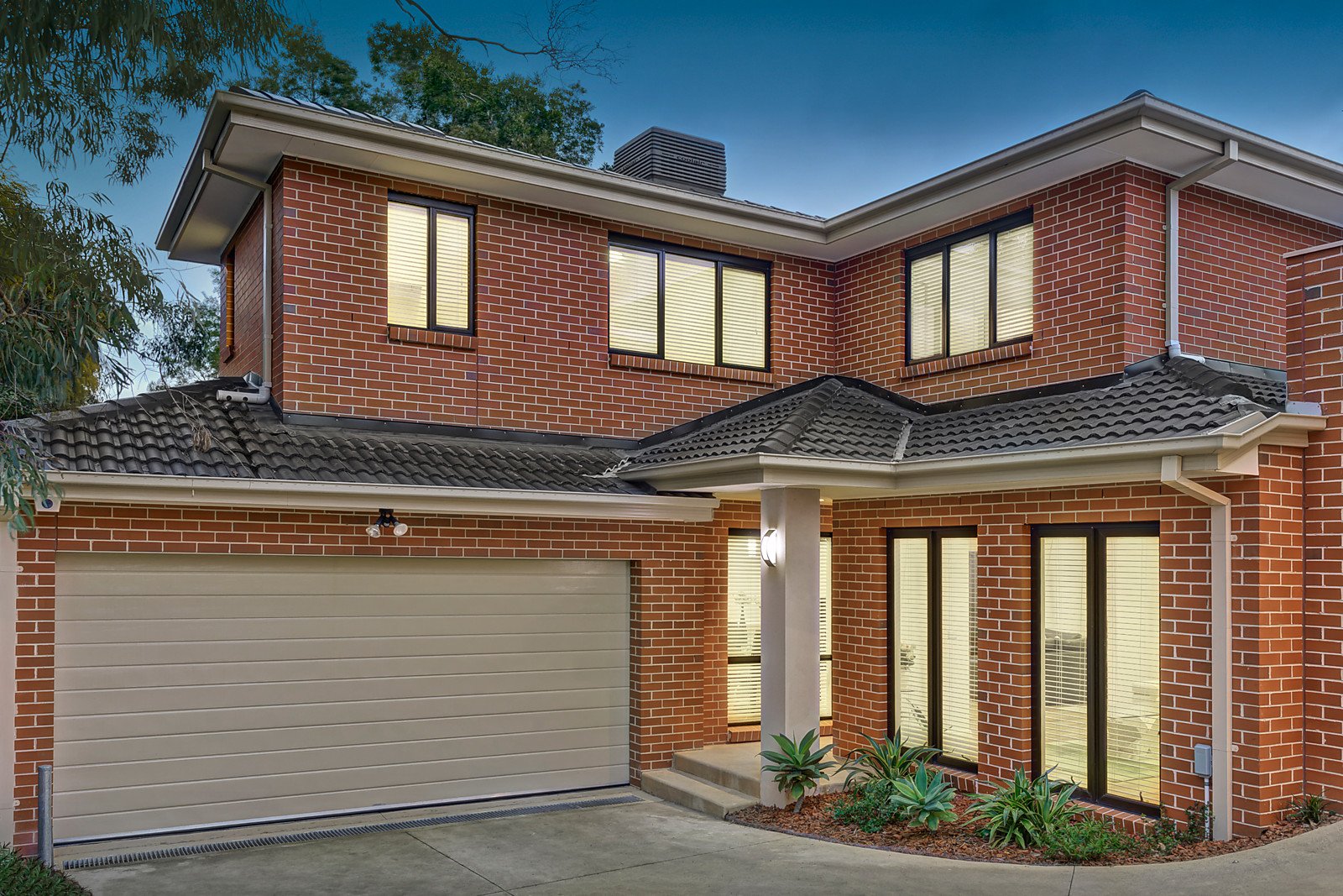 2/35 Surrey Road, Mount Waverley image 8