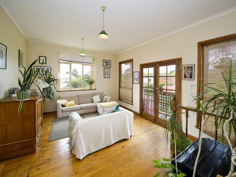 235 Union Road, Surrey Hills image 5