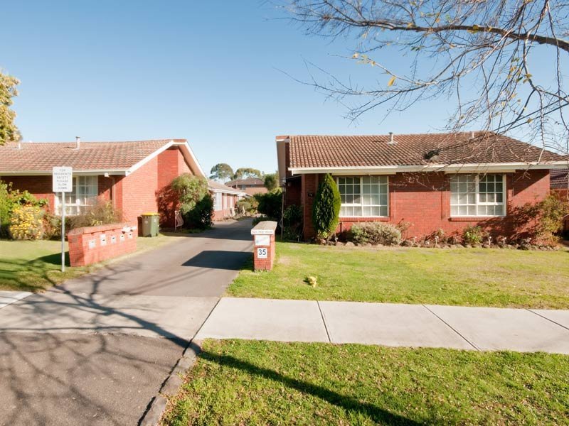 2/35 Victoria Street, Box Hill image 7
