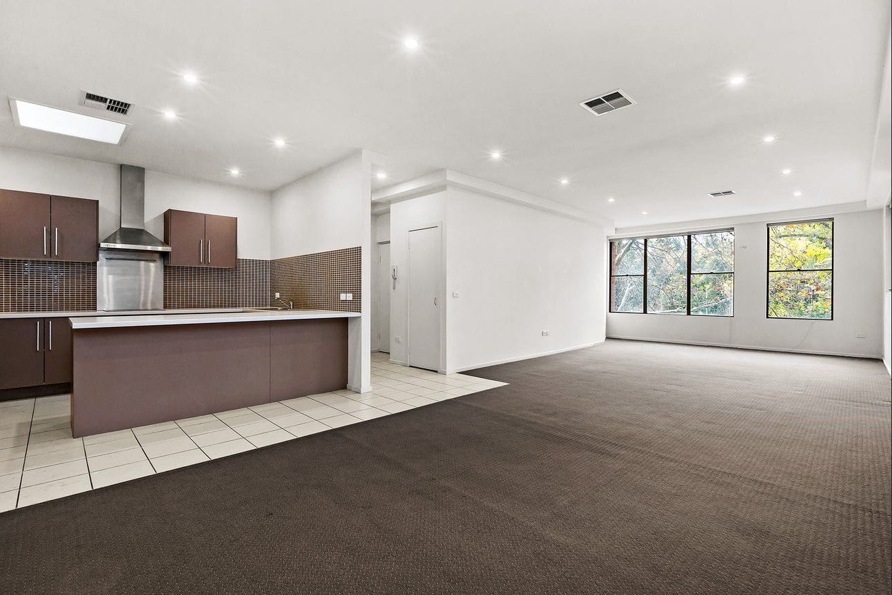2/353 Exhibition Street, Melbourne image 1