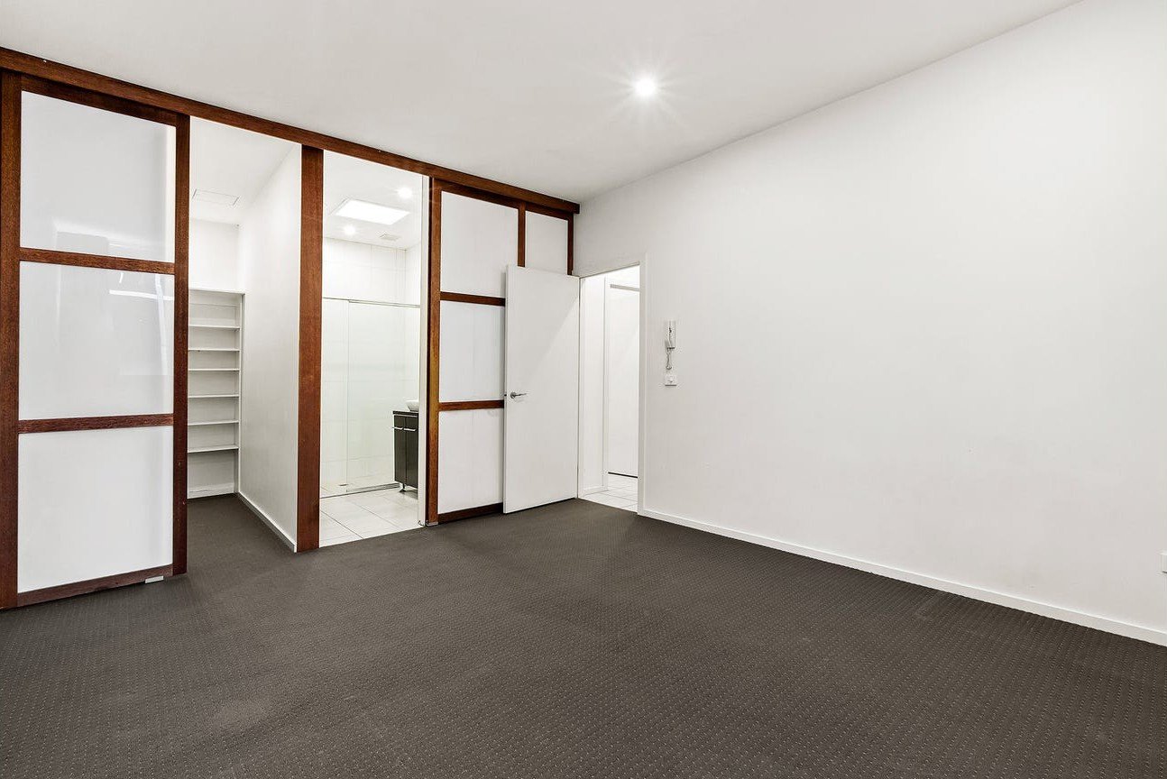 2/353 Exhibition Street, Melbourne image 4