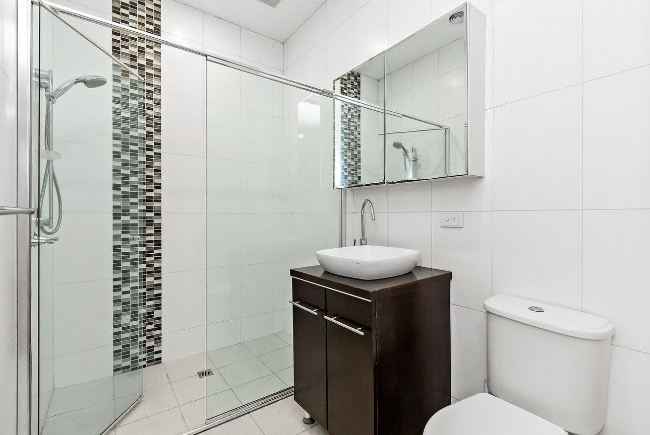 2/353 Exhibition Street, Melbourne image 6