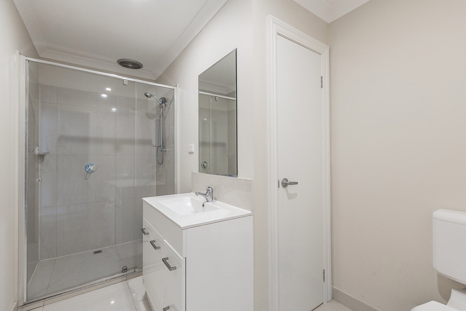 2/357 Geelong Road Kingsville