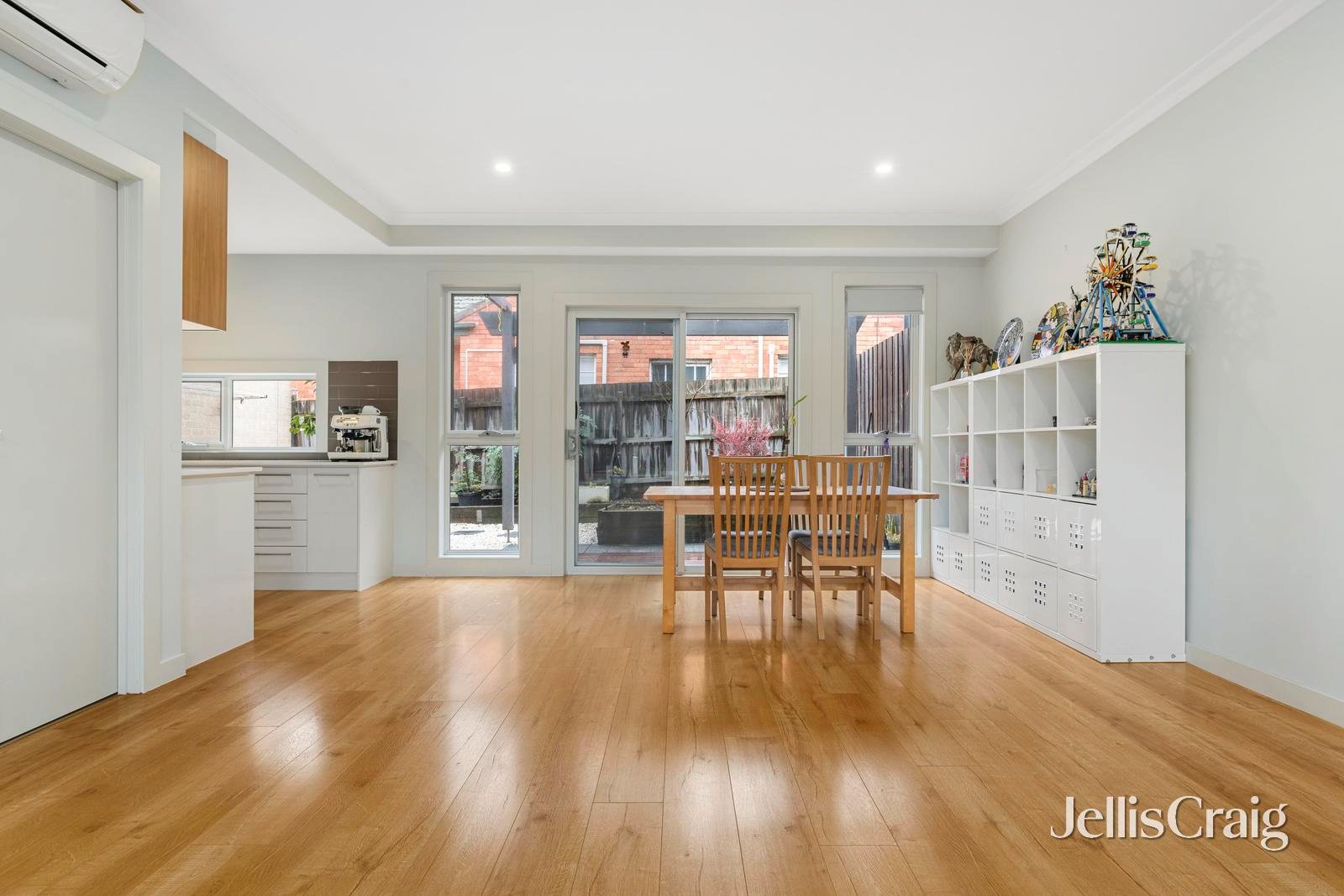 2/358 Maroondah Highway, Ringwood image 4