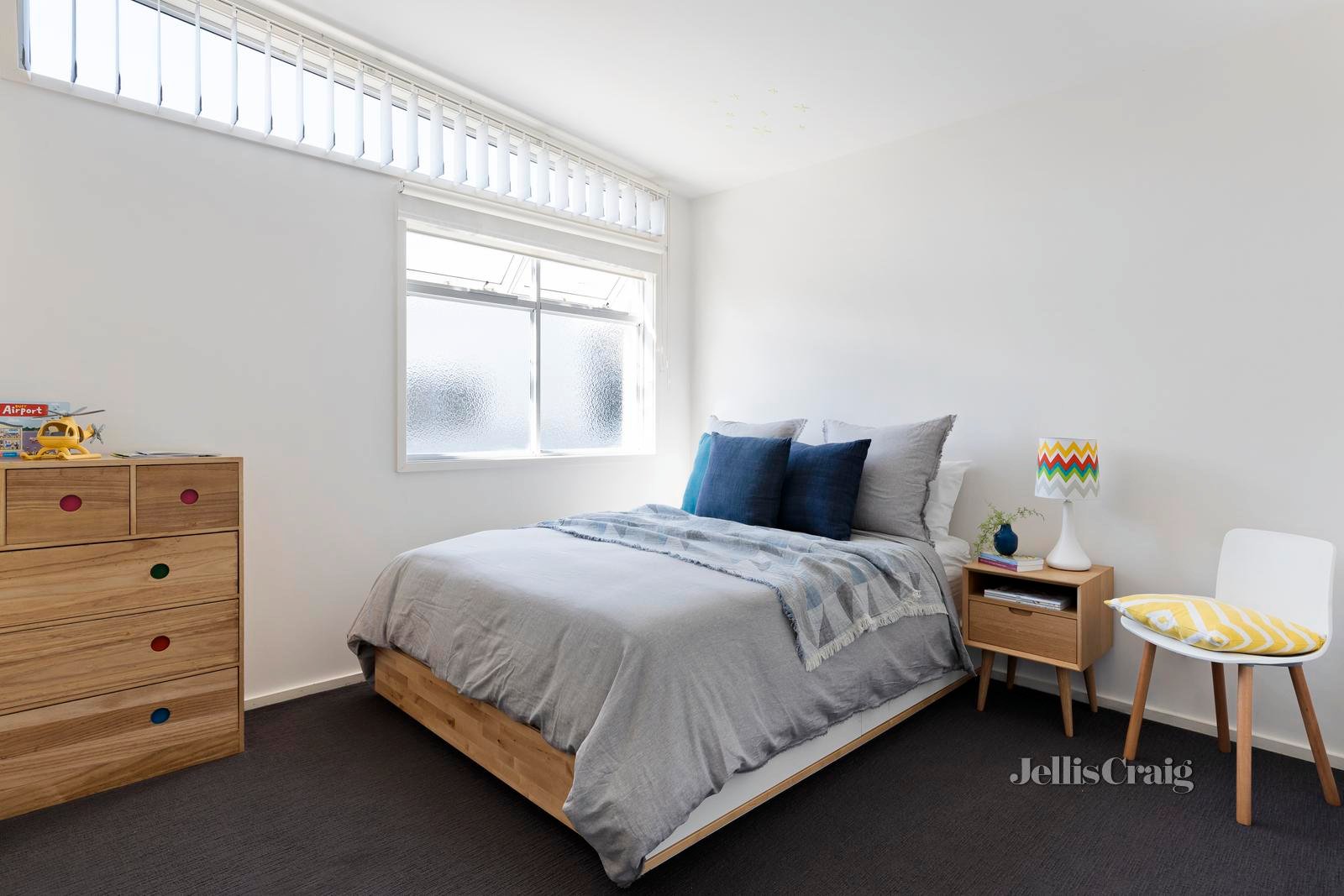 2/36 Boothby Street, Northcote image 8