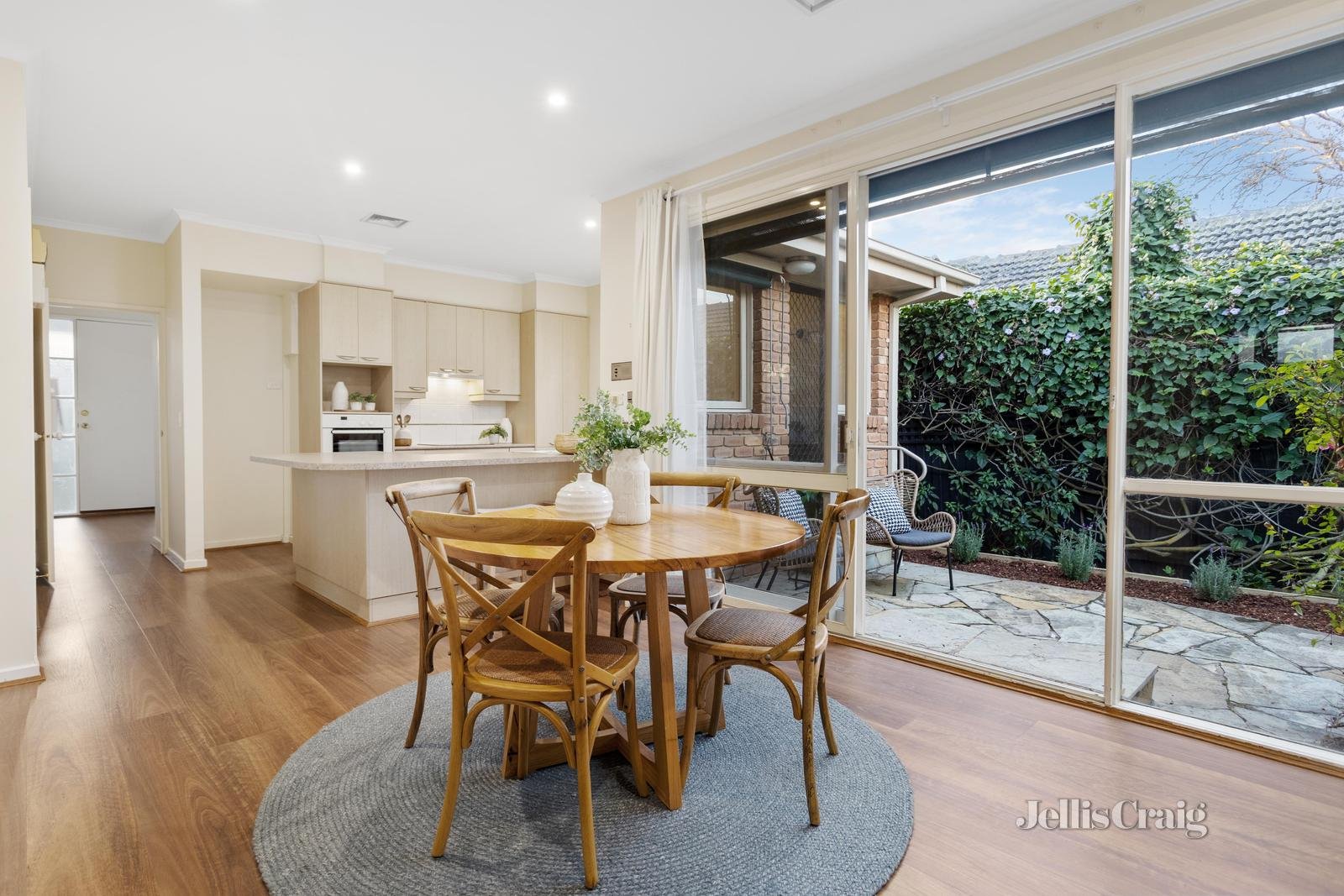 2/36 Daniell Place, Kew image 6