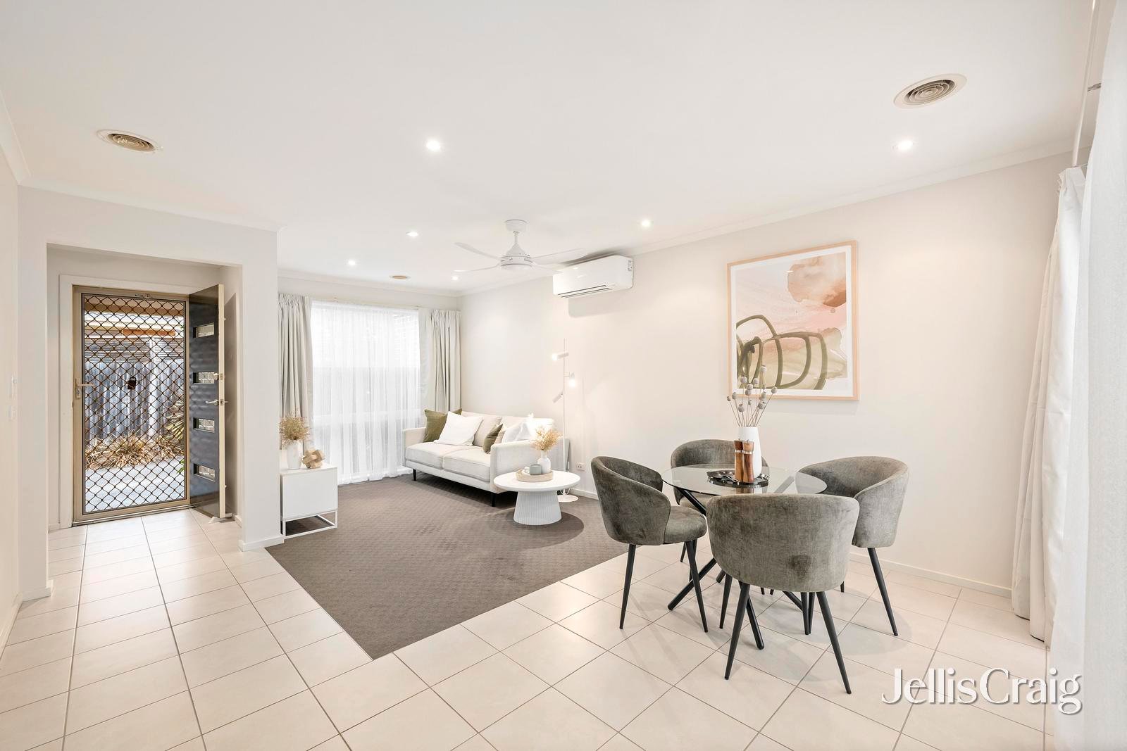 2/36 Kidgell Street, Lilydale image 2