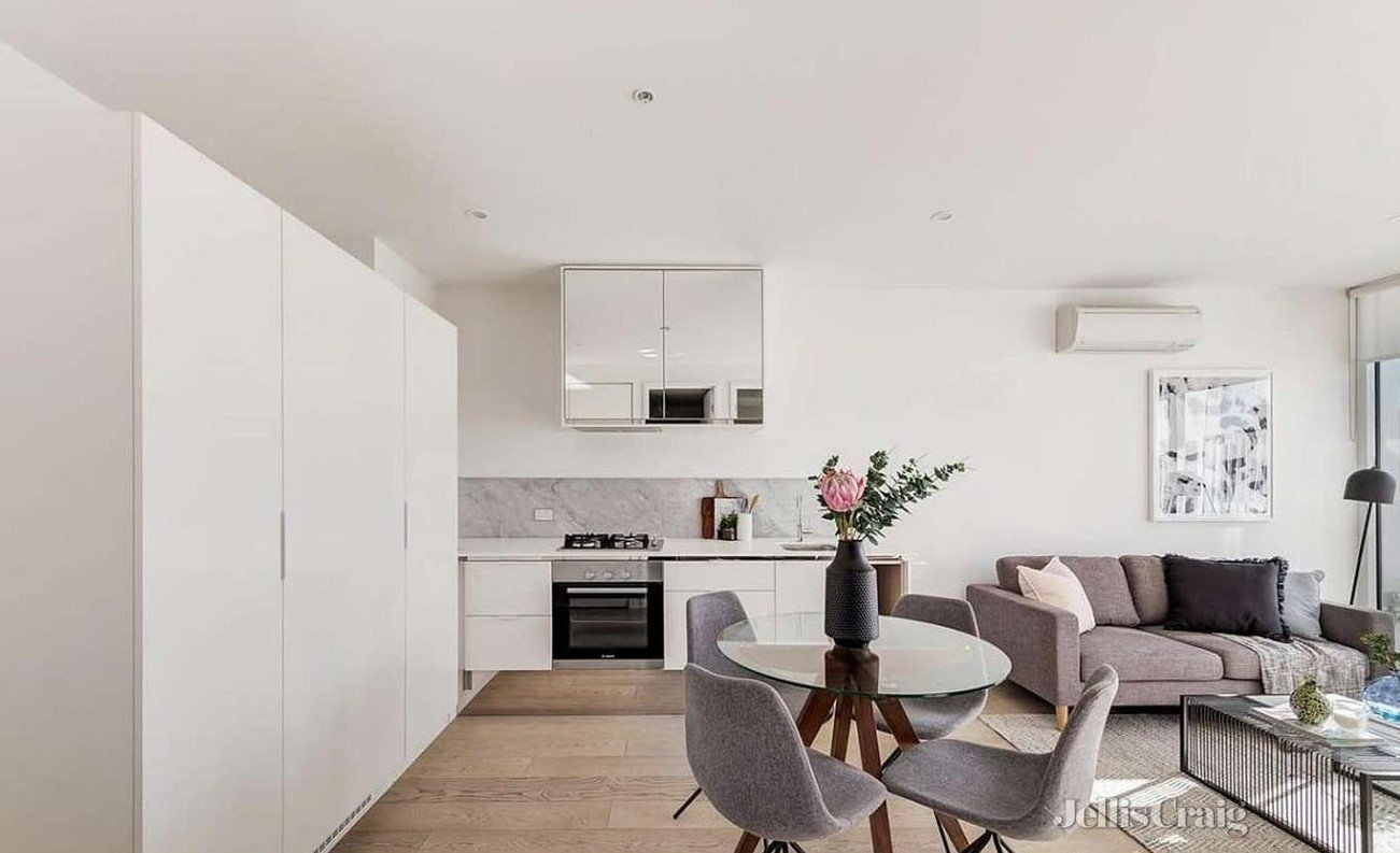 236/209 Bay Street, Brighton image 1