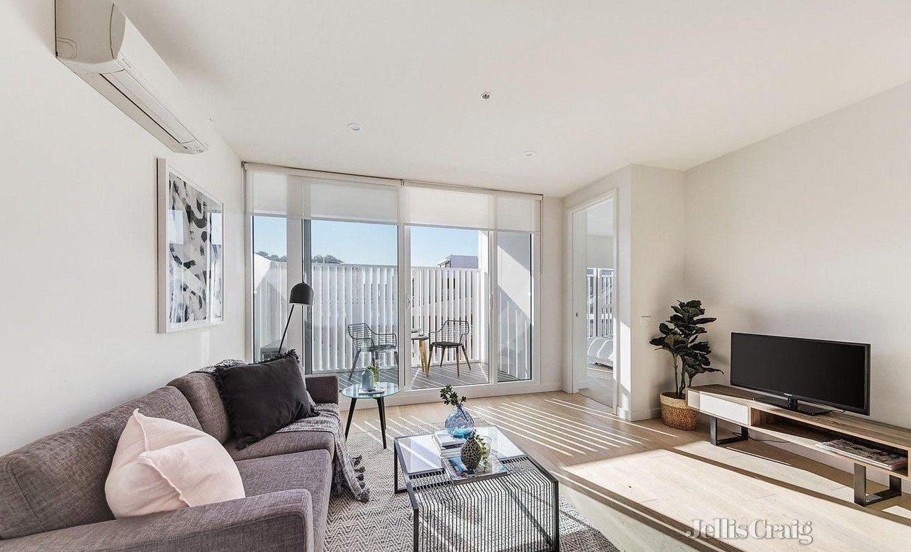 236/209 Bay Street, Brighton image 2