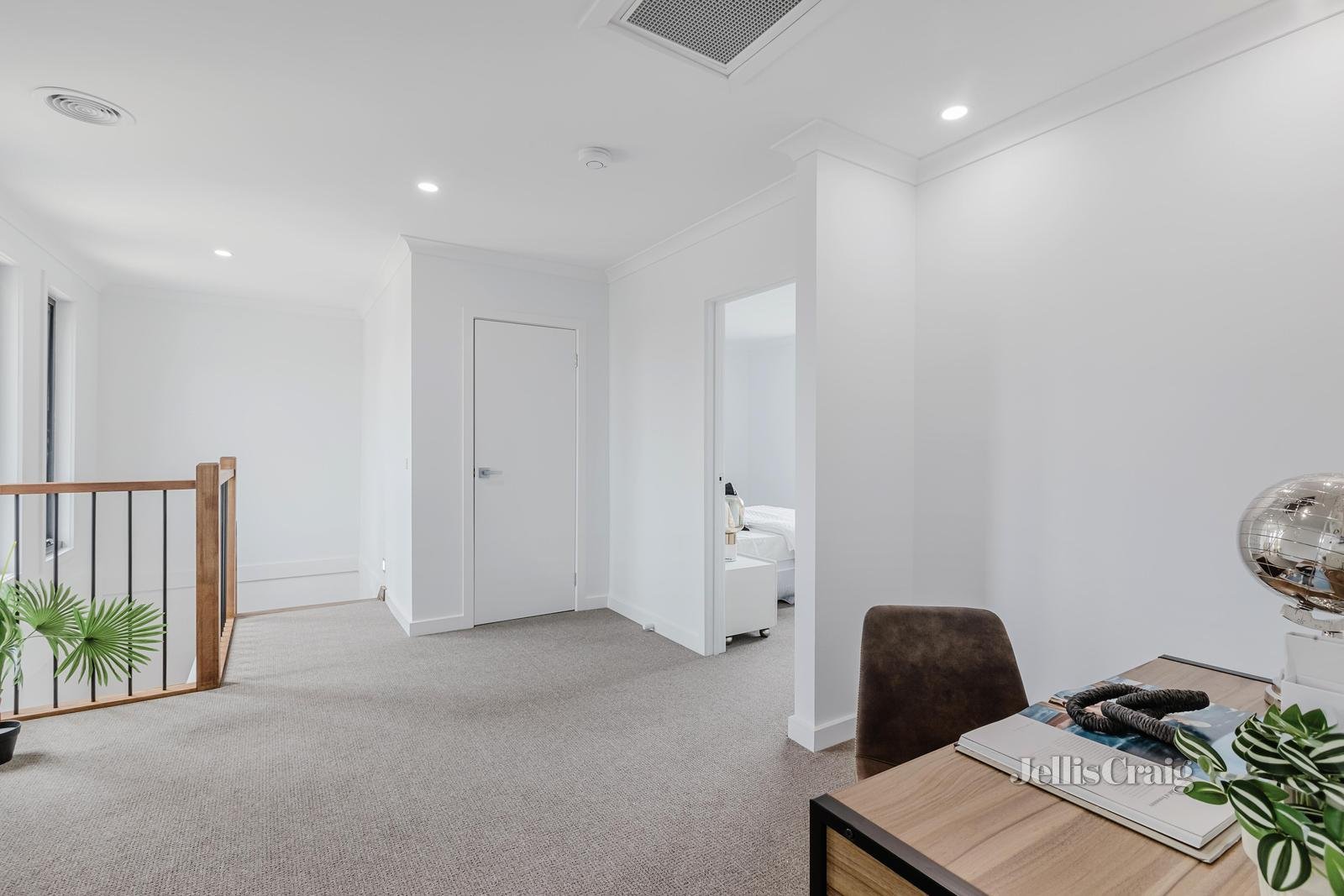 2/368 Stephensons Road, Mount Waverley image 6