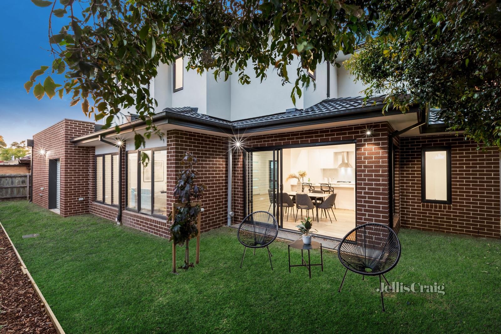 2/368 Stephensons Road, Mount Waverley image 12