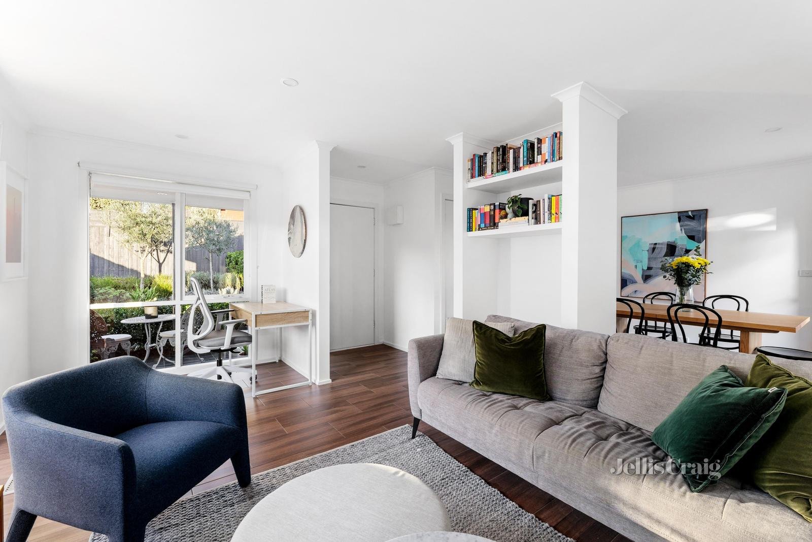 2/37 Argyle Street, Macleod image 3
