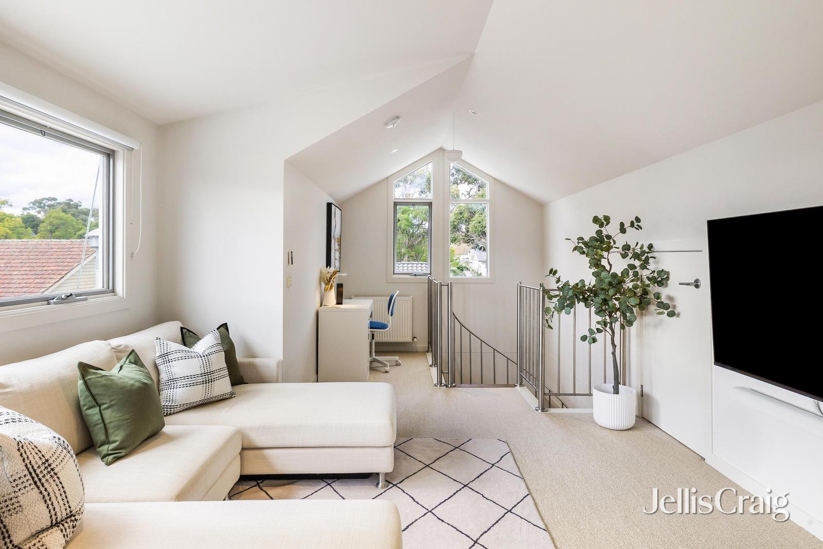 2/37 Barton Street, Surrey&nbsp;Hills image 7