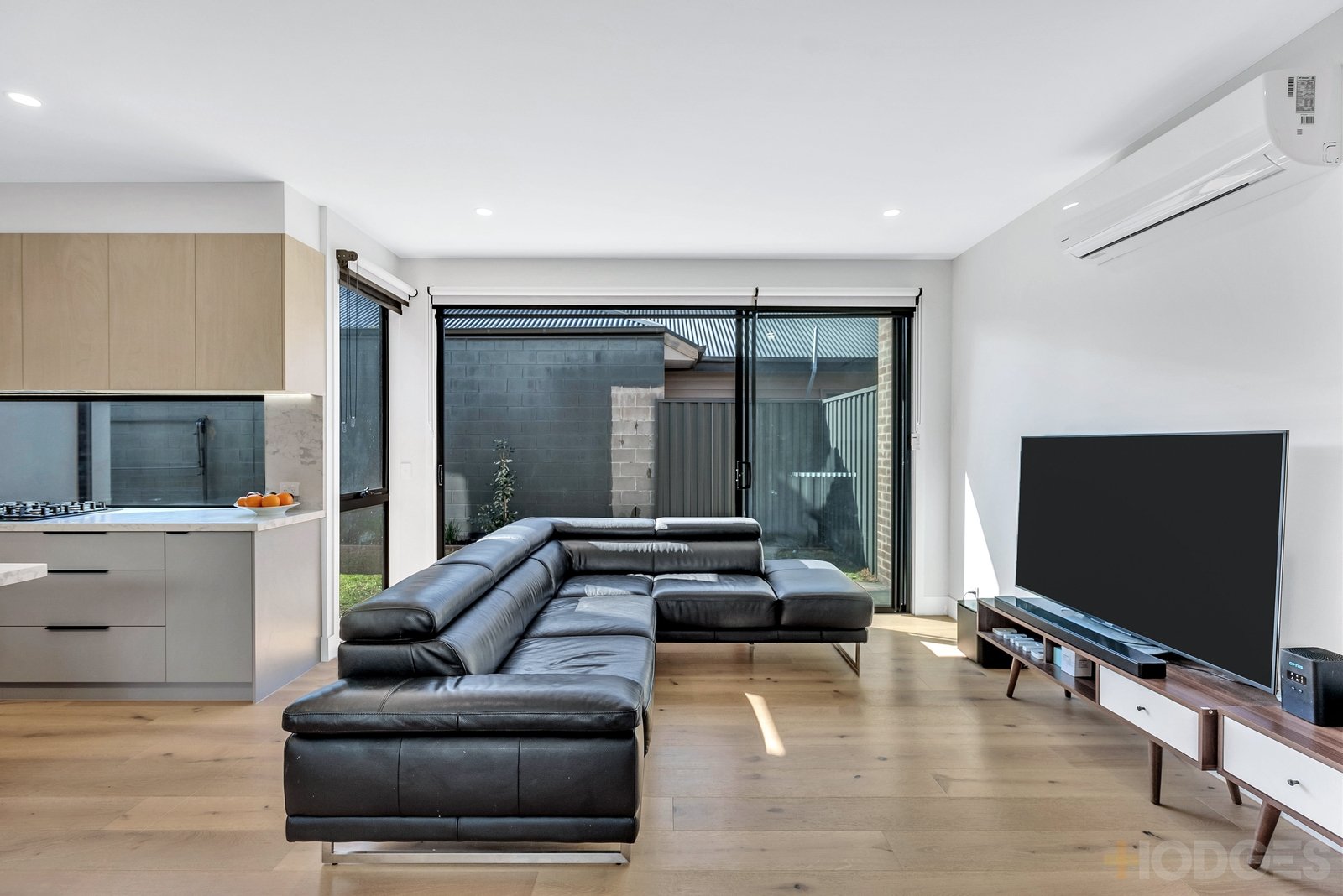 2 / 37 Edithvale Road Edithvale