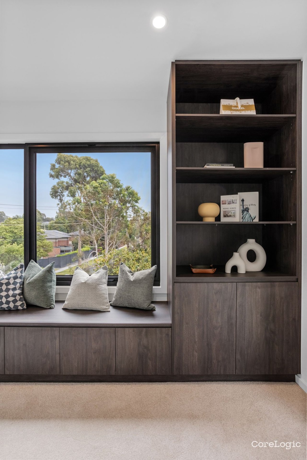 2/37 Larch Crescent, Mount Waverley image 5