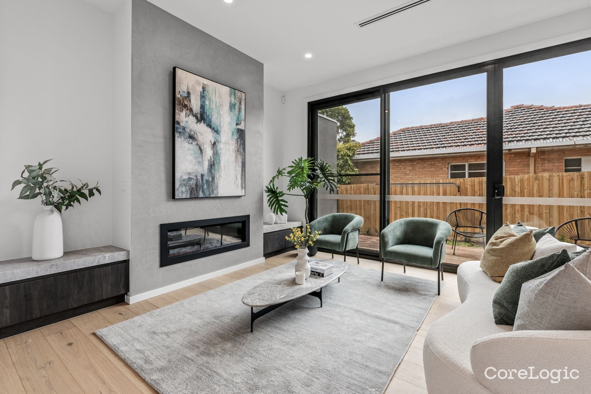 2/37 Larch Crescent, Mount Waverley image 2