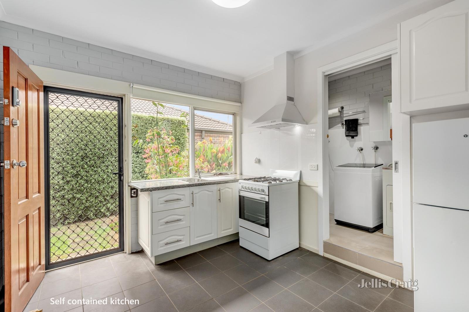 237 Serpells Road, Templestowe image 11