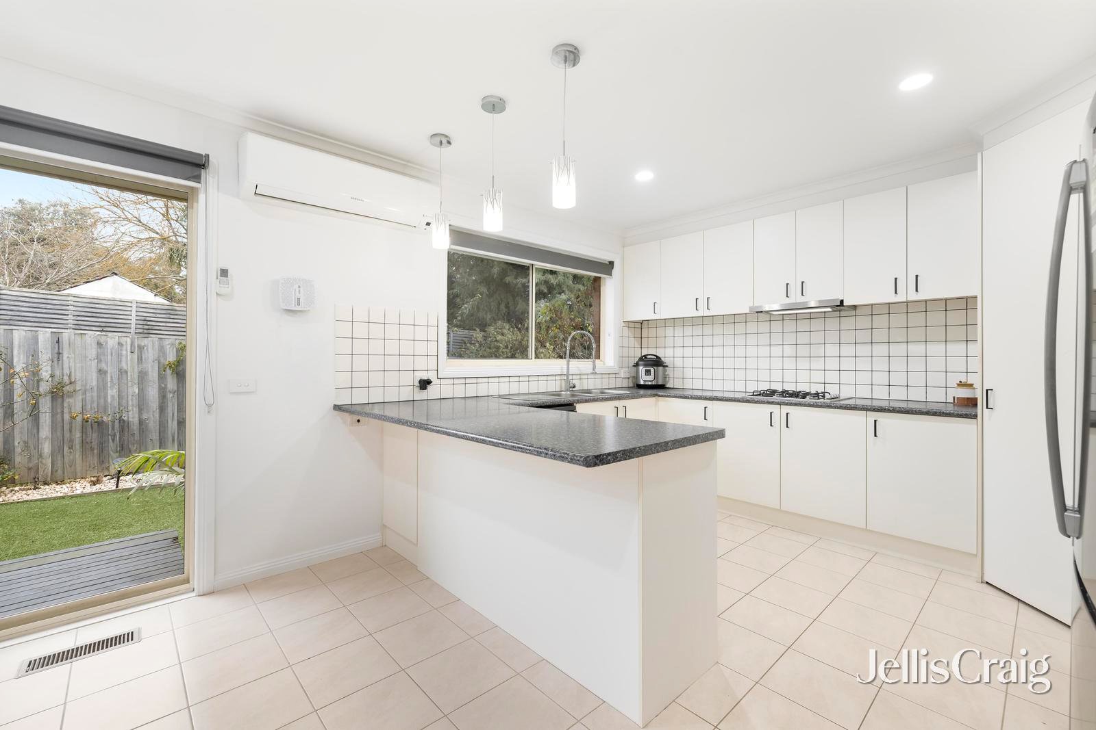 2/37 Thomas Street, Croydon&nbsp;South image 6