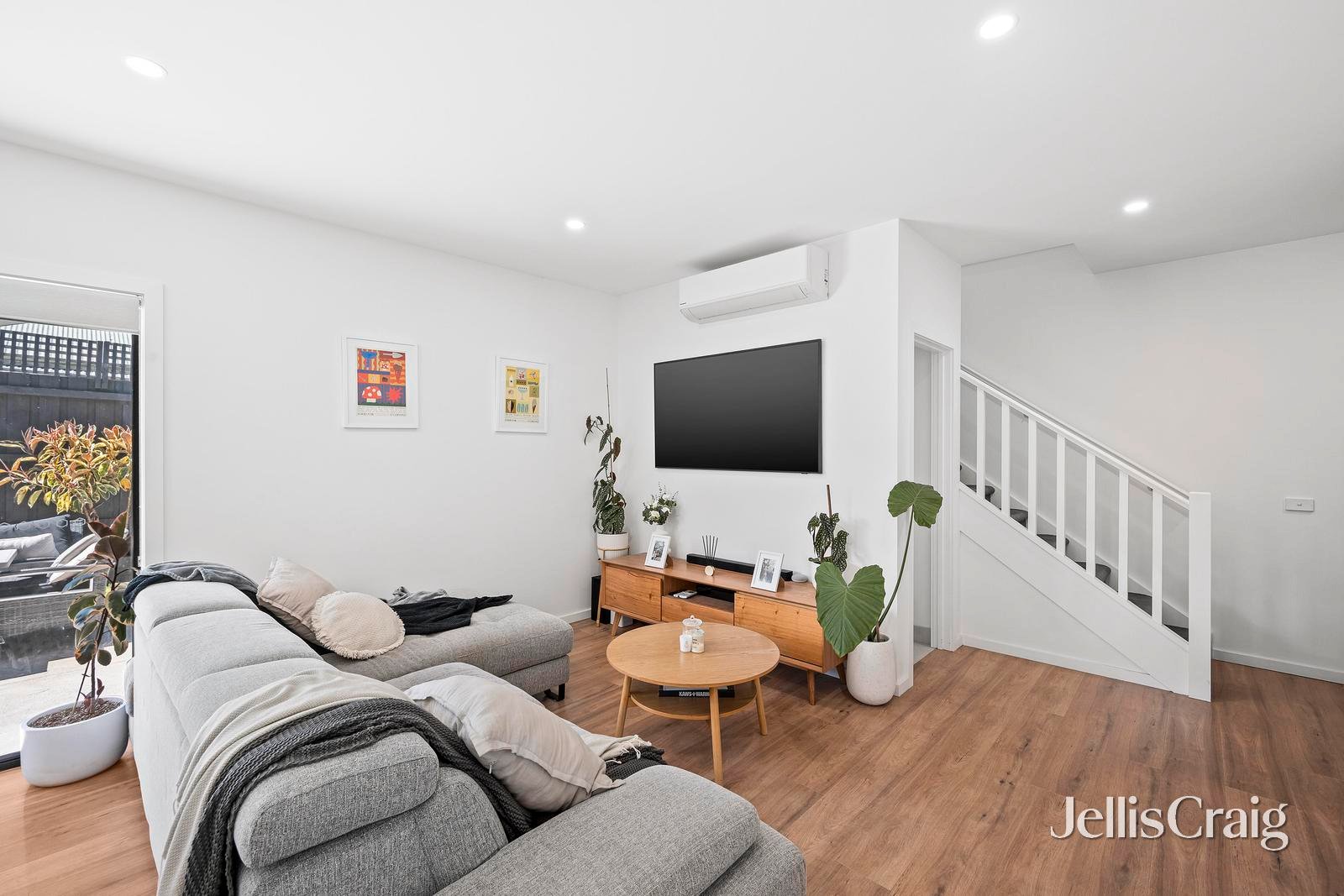 2/370 Maroondah Highway, Croydon image 2