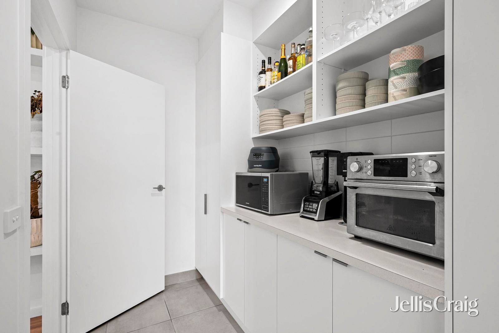 2/370 Maroondah Highway, Croydon image 4