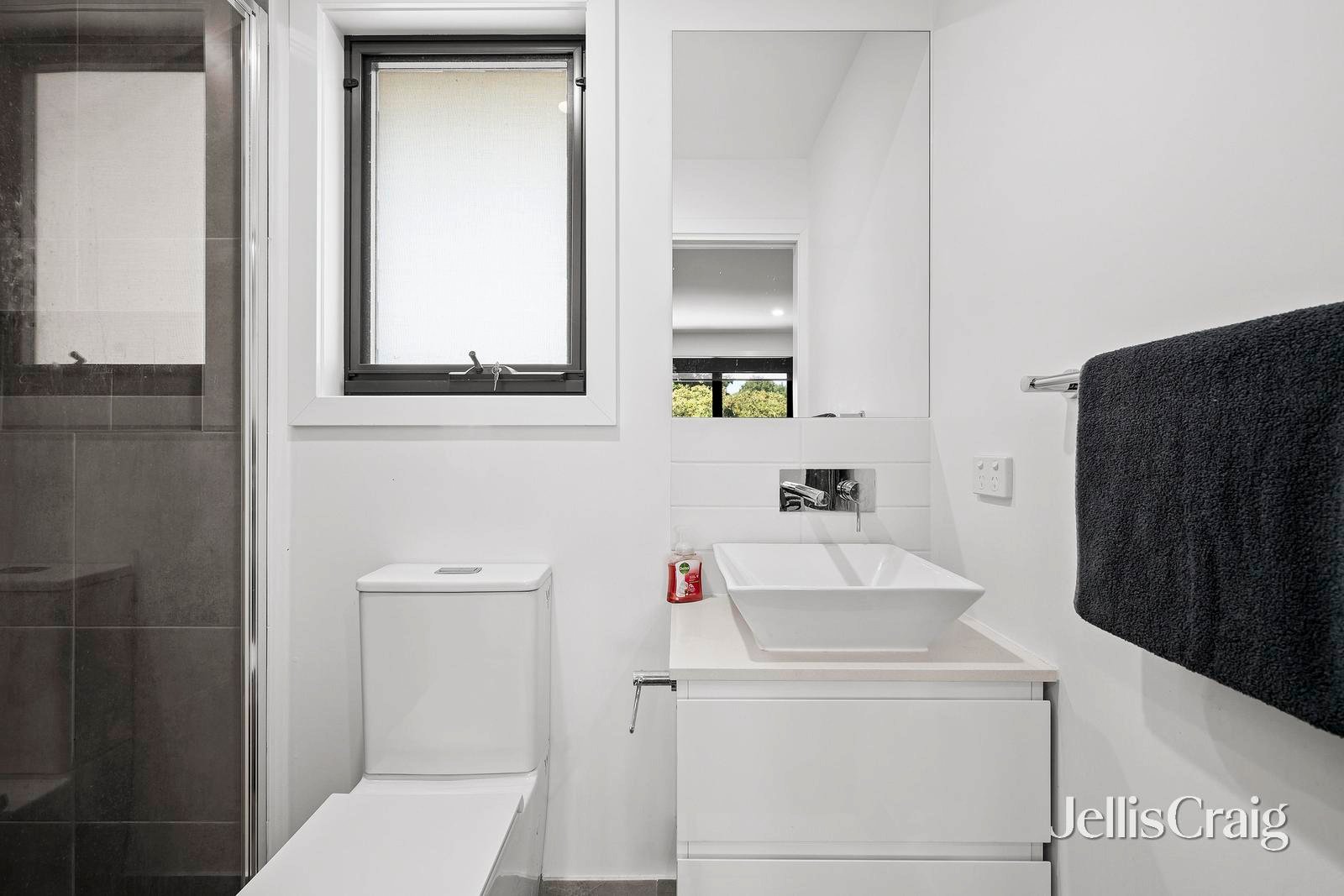 2/370 Maroondah Highway, Croydon image 15