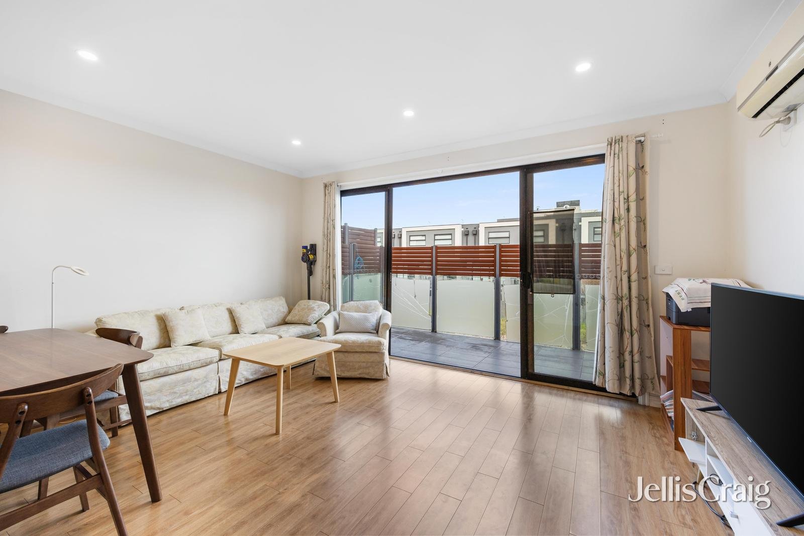 2/372 Burwood Highway, Burwood image 3