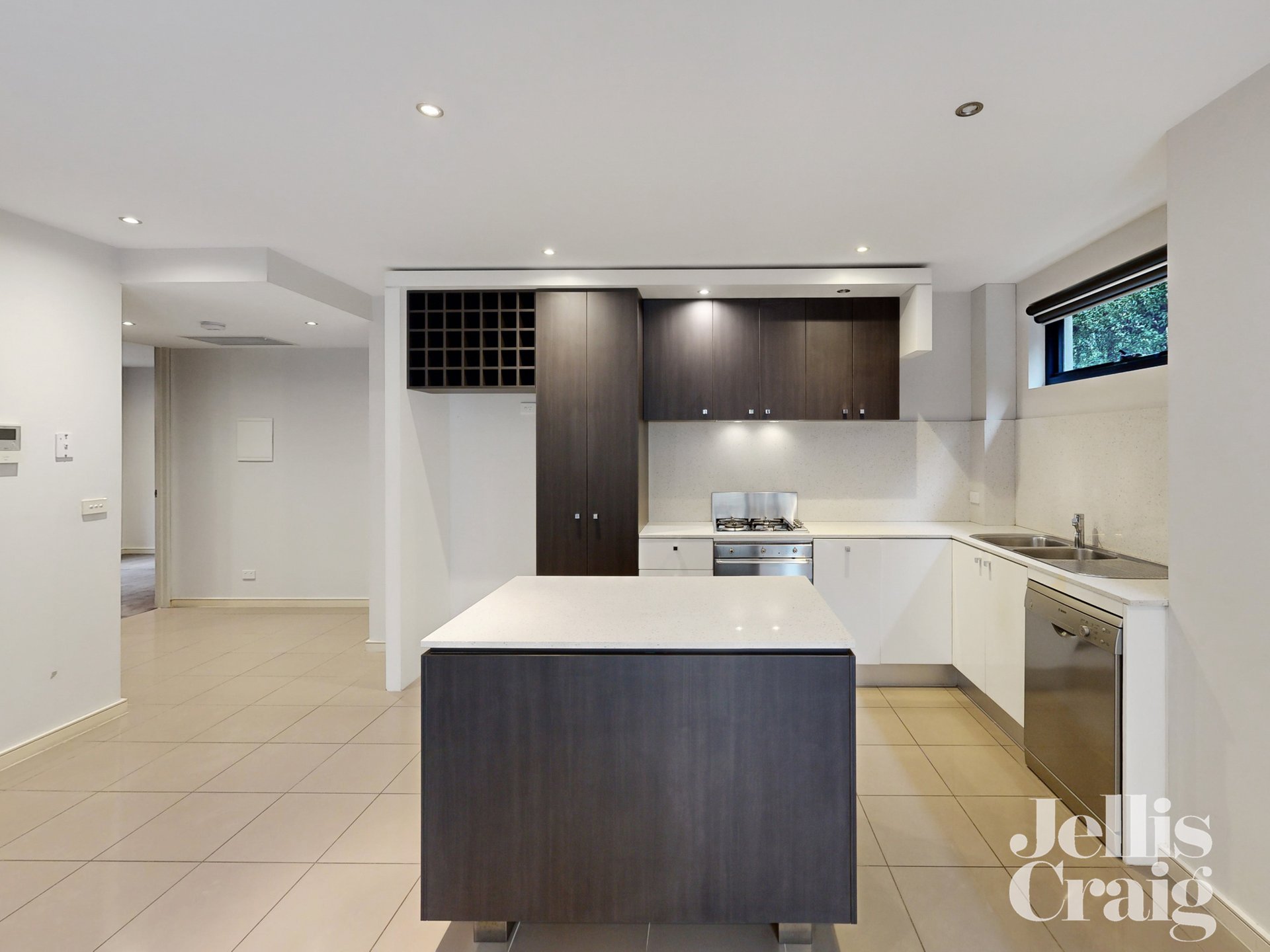 2/374 Riversdale Road, Hawthorn East image 4
