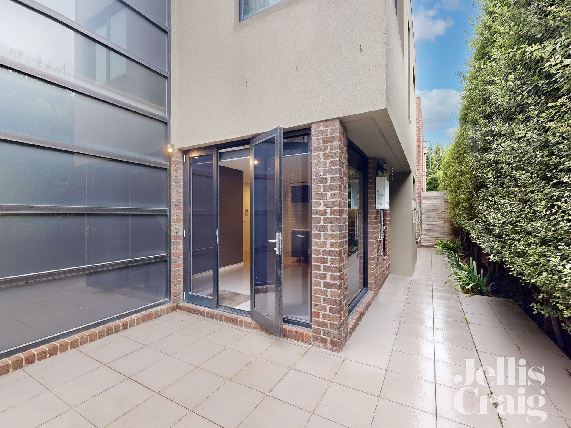 2/374 Riversdale Road, Hawthorn East image 9