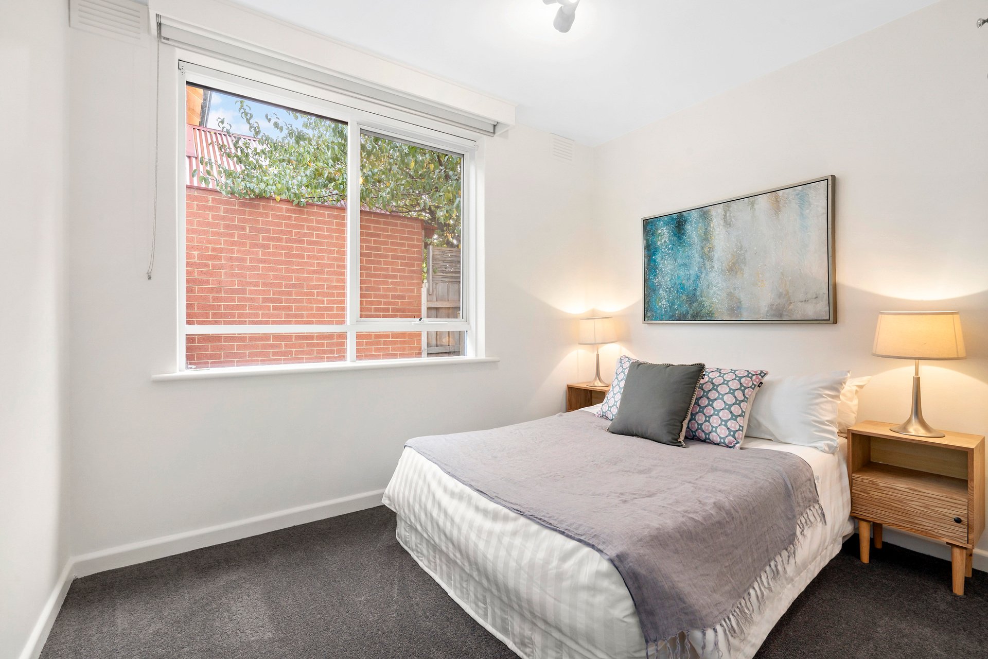 Property Gallery Thumbnail 8