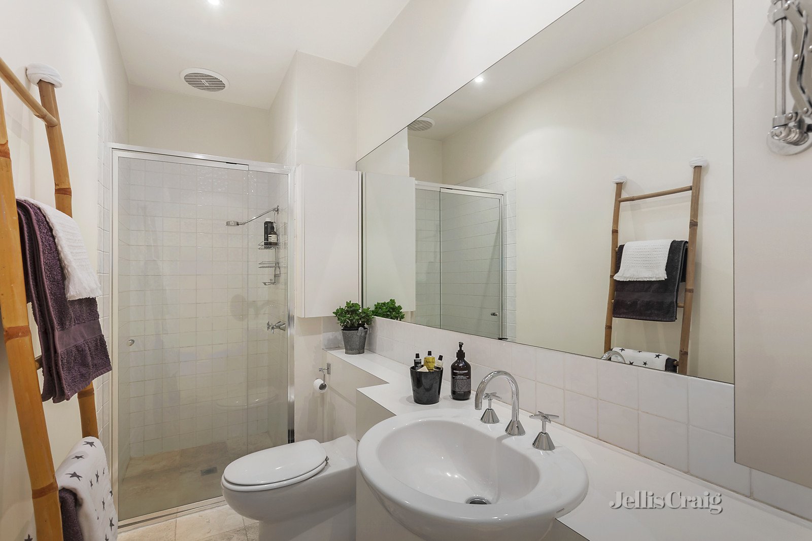 238 Barkers Road, Hawthorn image 9
