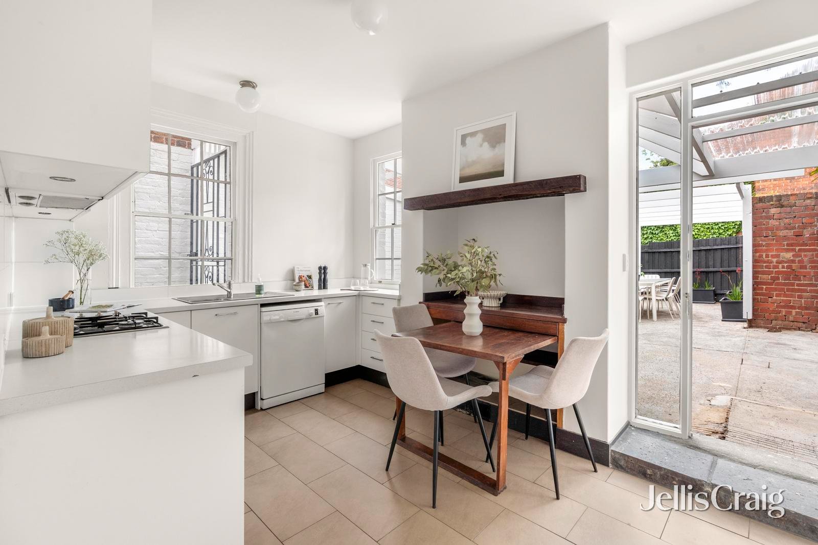 238 Drummond Street, Carlton image 4