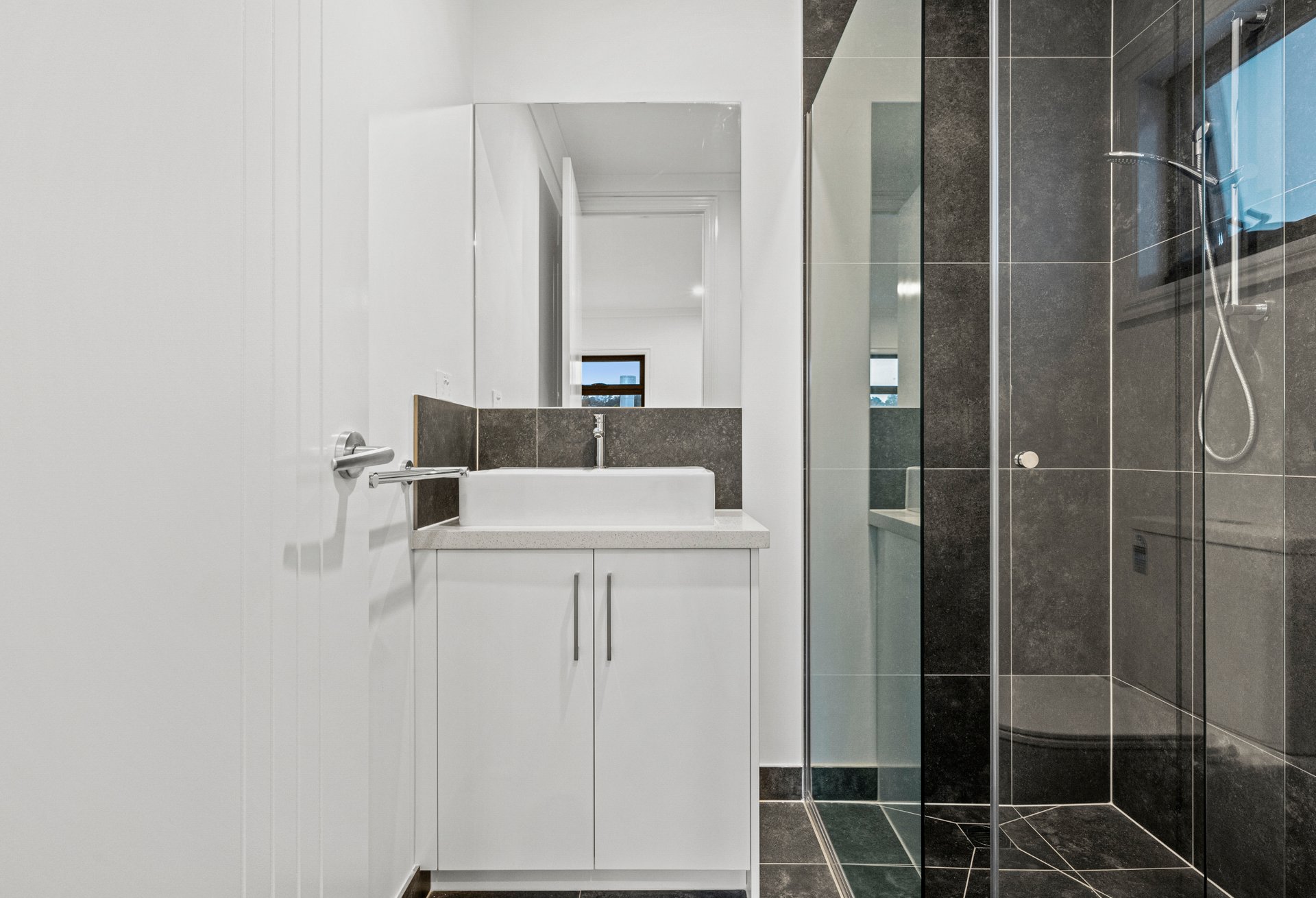 2/38 Jackson Street, Croydon image 6