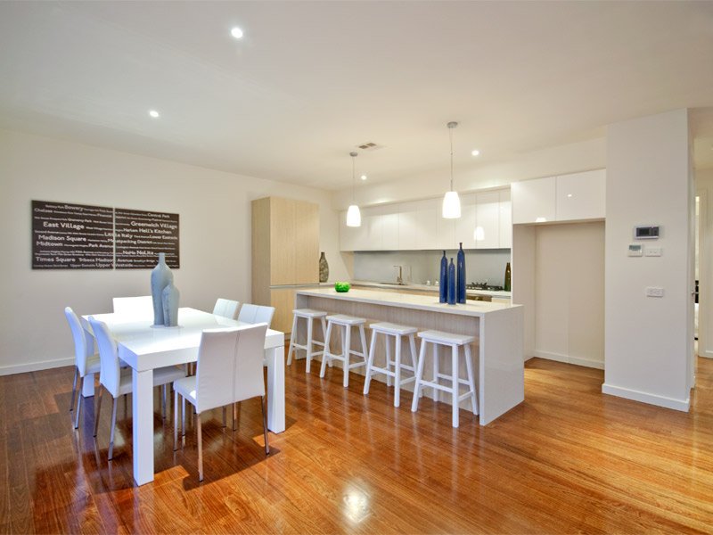 2/38 Peter Street, Box Hill North image 5