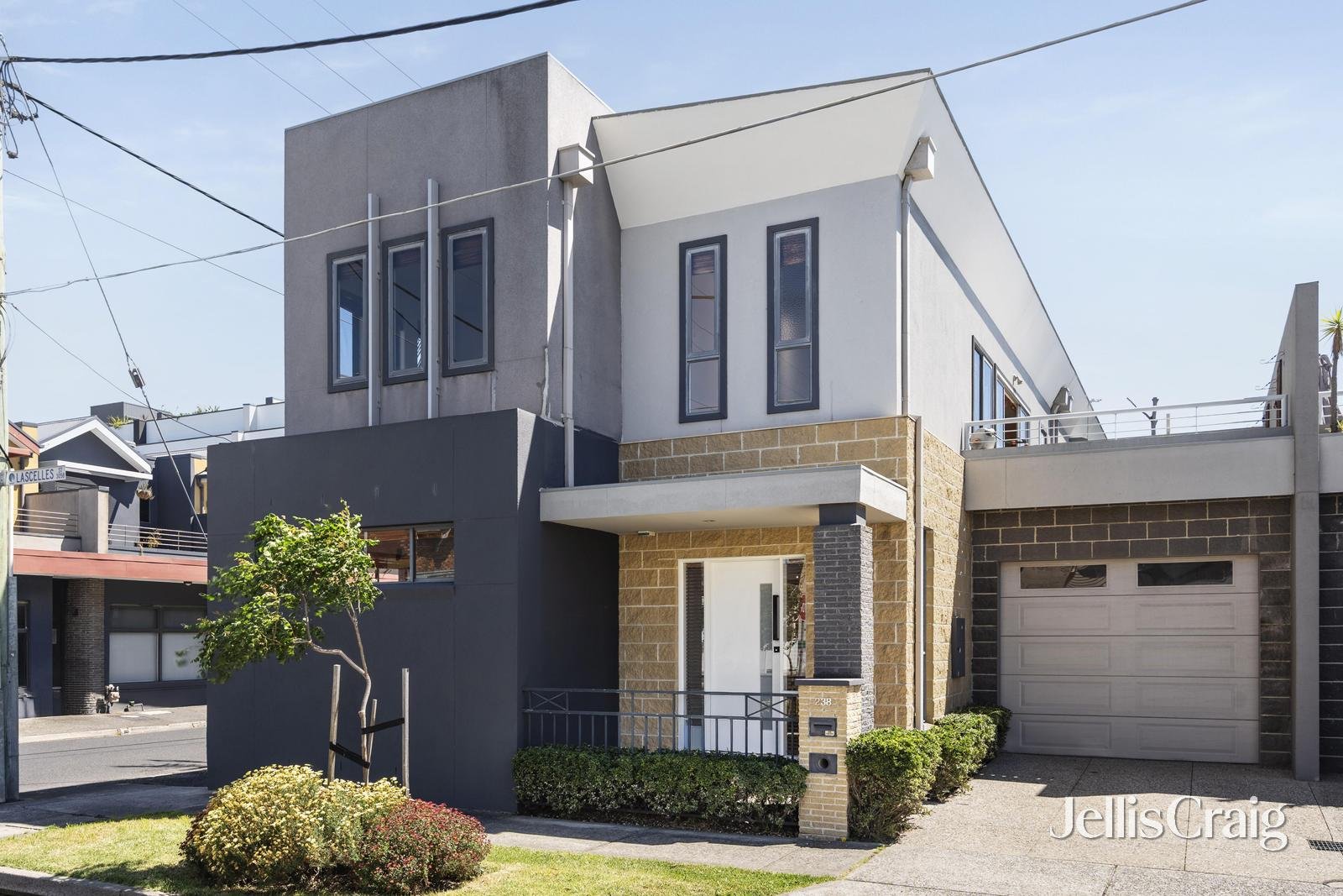 238 Reynard Street, Coburg image 1