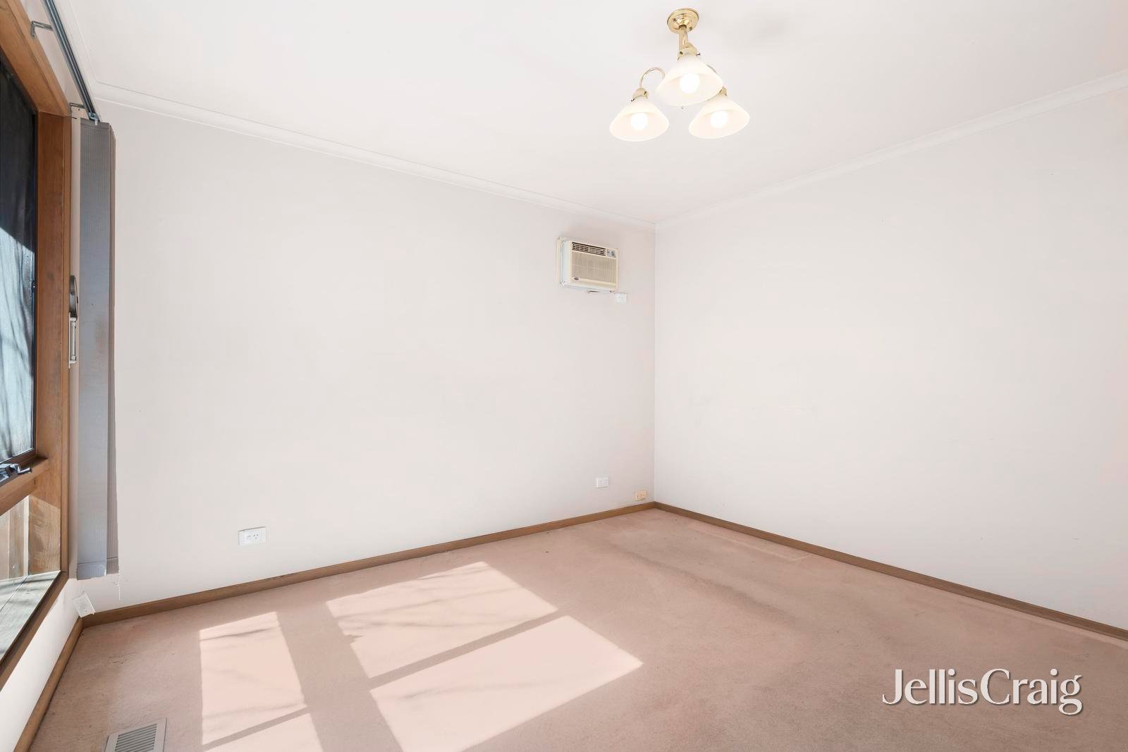 2/38 Sherbrook Avenue, Ringwood image 7