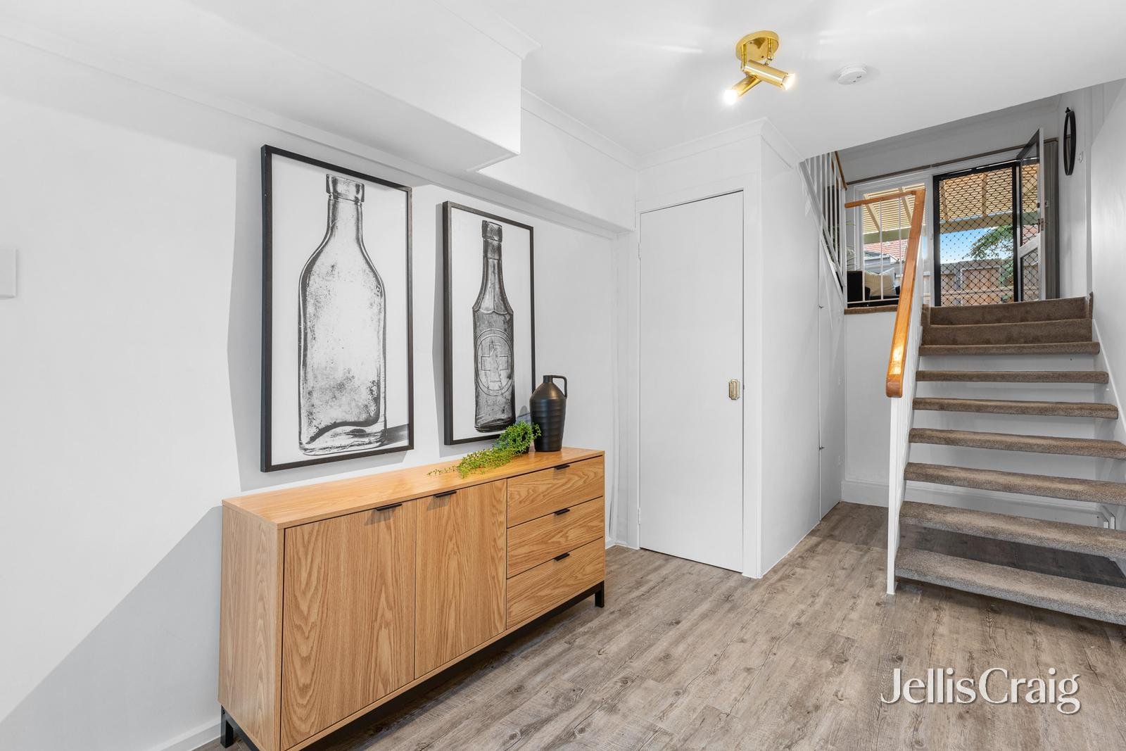 23/8 The Strand, Williamstown image 6