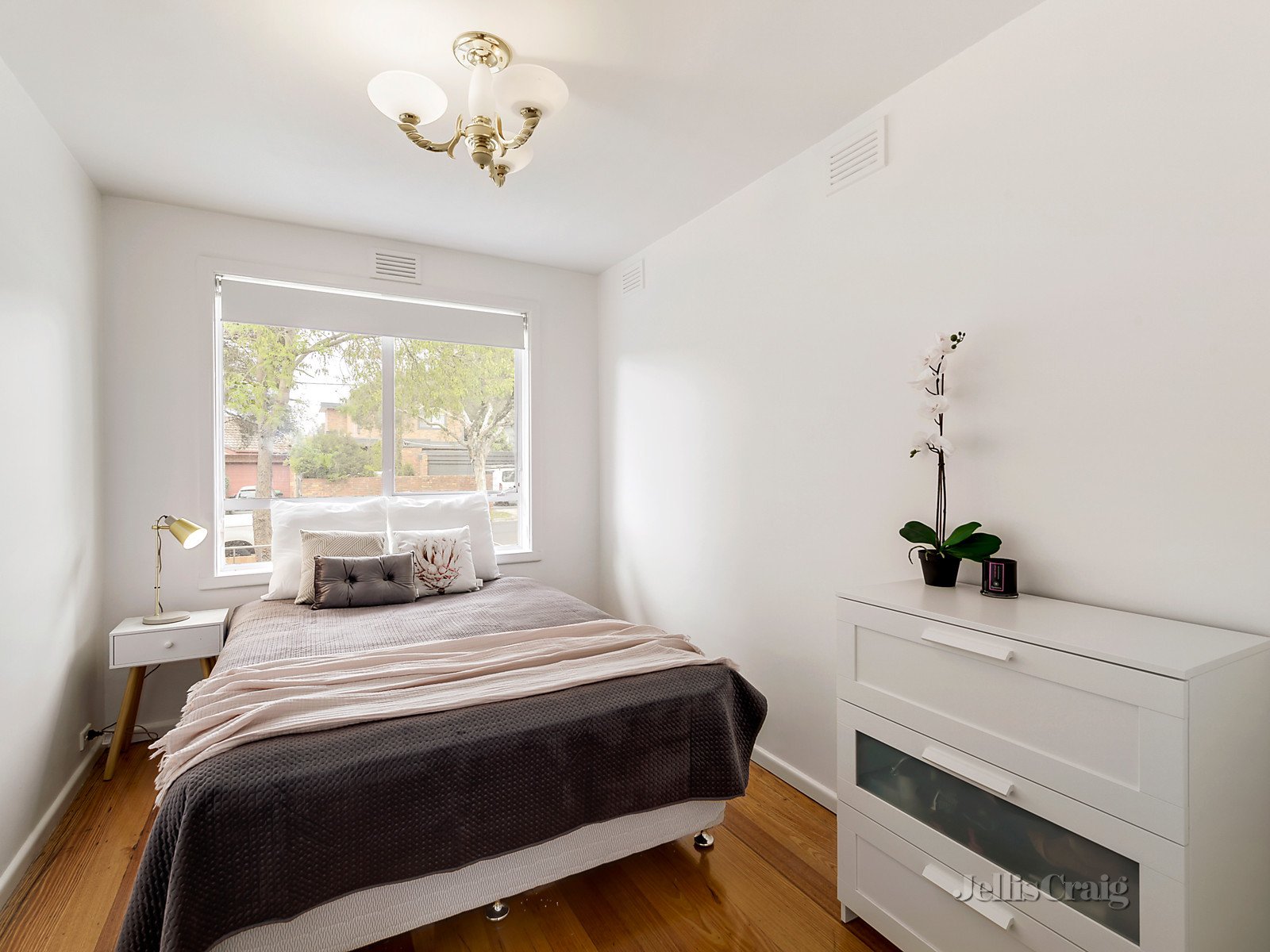 2/38 Woornack Road, Carnegie image 4